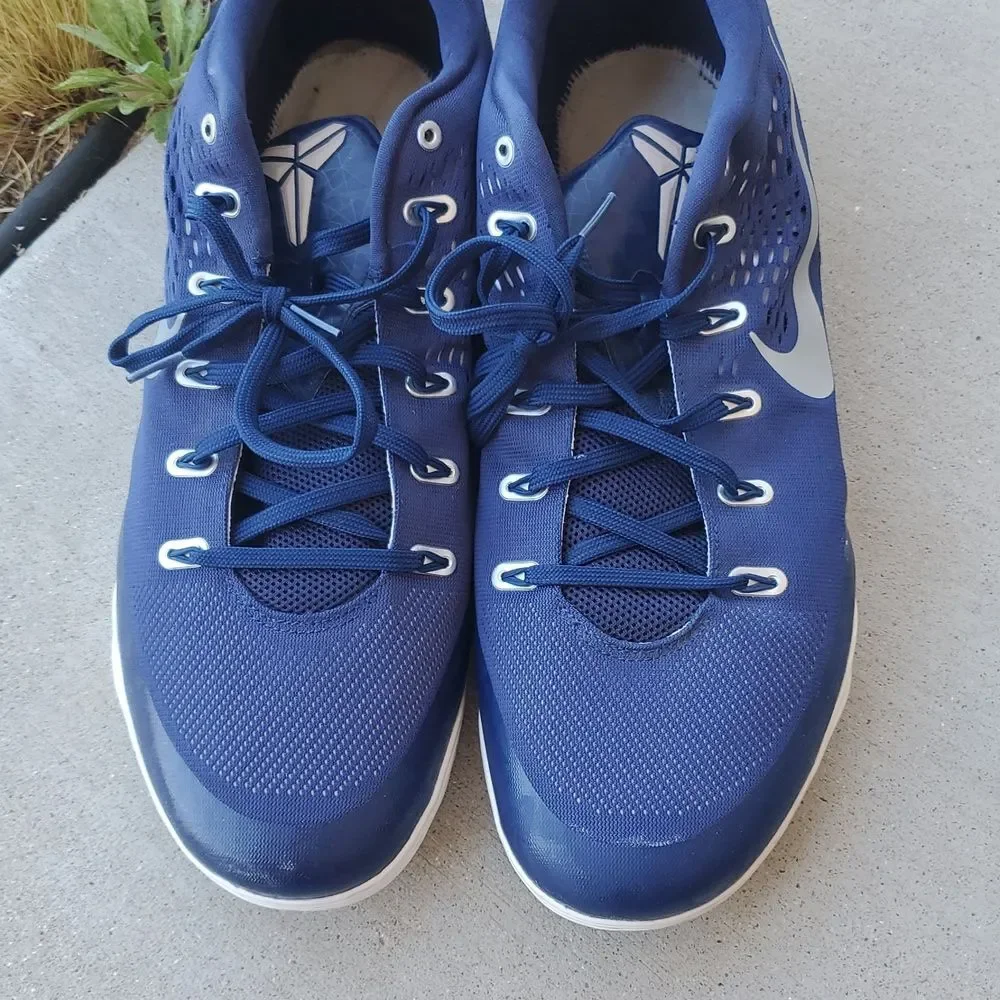 Nike Zoom Crusader Sneakers Size 18 (MODEL: 685776‑401) • Kobe Sheath